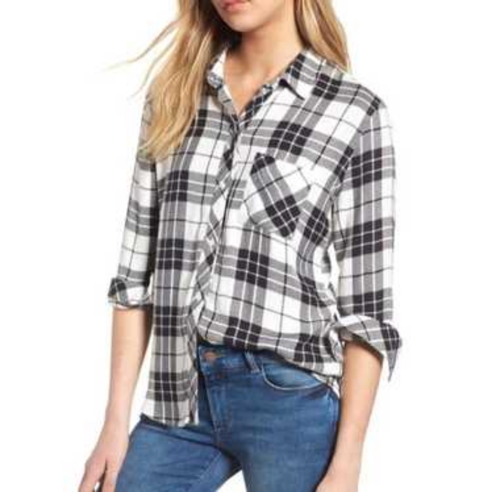 Rails Hunter Plaid Long Sleeve Button Down Snowy Navy Forest Motif - M